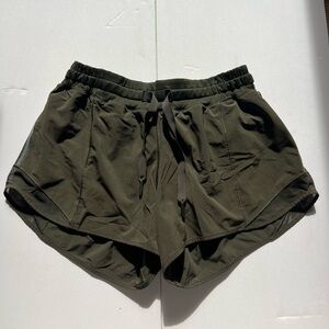 Women’s Lululemon Short
